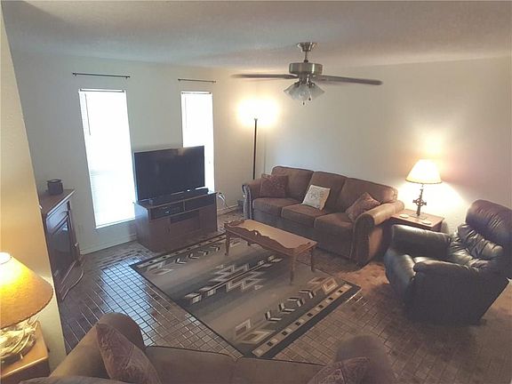 5th image of 5444 Parkview Dr