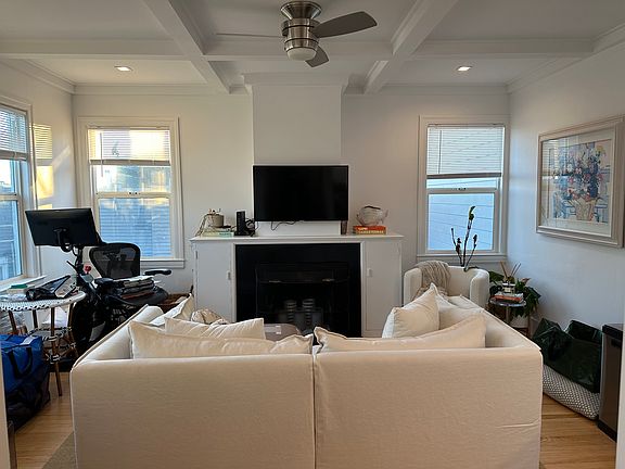 2nd image of 2309 Divisadero St #6