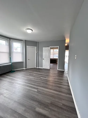 210 E Shedaker St Photo 1