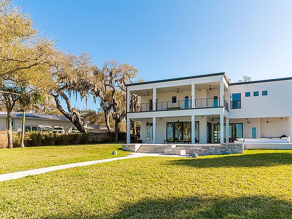 5th image of 150 Poinciana Dr