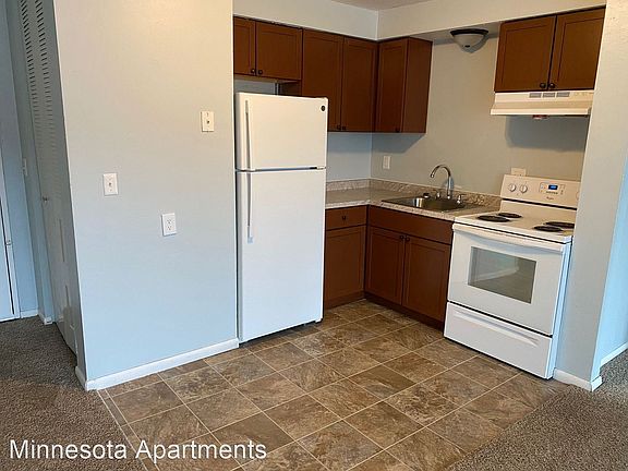 2nd image of 801 21st Ave N #3645563