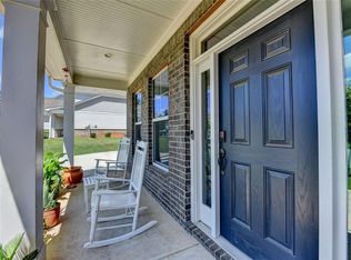 6867 Kate Ln, Flowery Branch, GA 30542