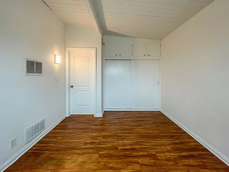 14830 Chadron Ave — Photo 17