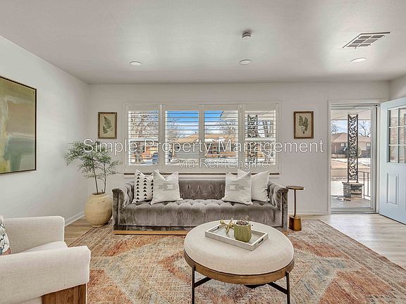 2nd image of 10409 Ridgeview Dr