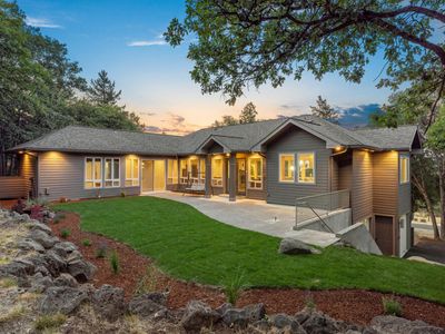 6734 Coopers Hawk Rd, Klamath Falls, OR, 97601