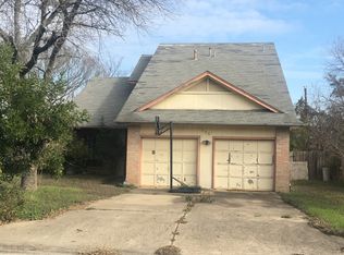 1200 Batavia Dr, Pflugerville, TX 78660