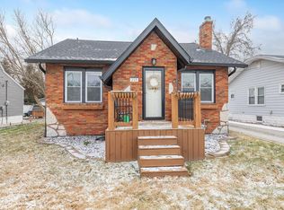 215 E Airline Dr, East Alton, IL