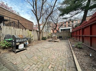 233 Cumberland St #2B, Brooklyn, NY 11205