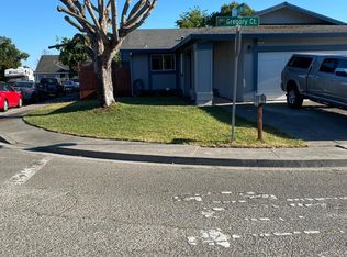 1437 Gregory Ct, Rohnert Park, CA 94928