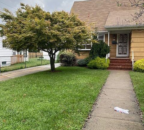 2nd image of 209 Lincoln Ave #1A