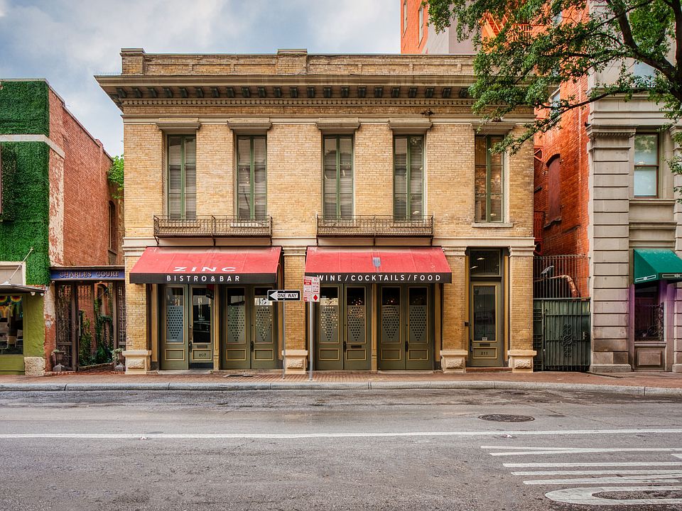 1st image of 211 N Presa St #2