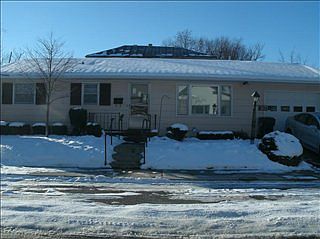 1st image of 211 N Cedar St