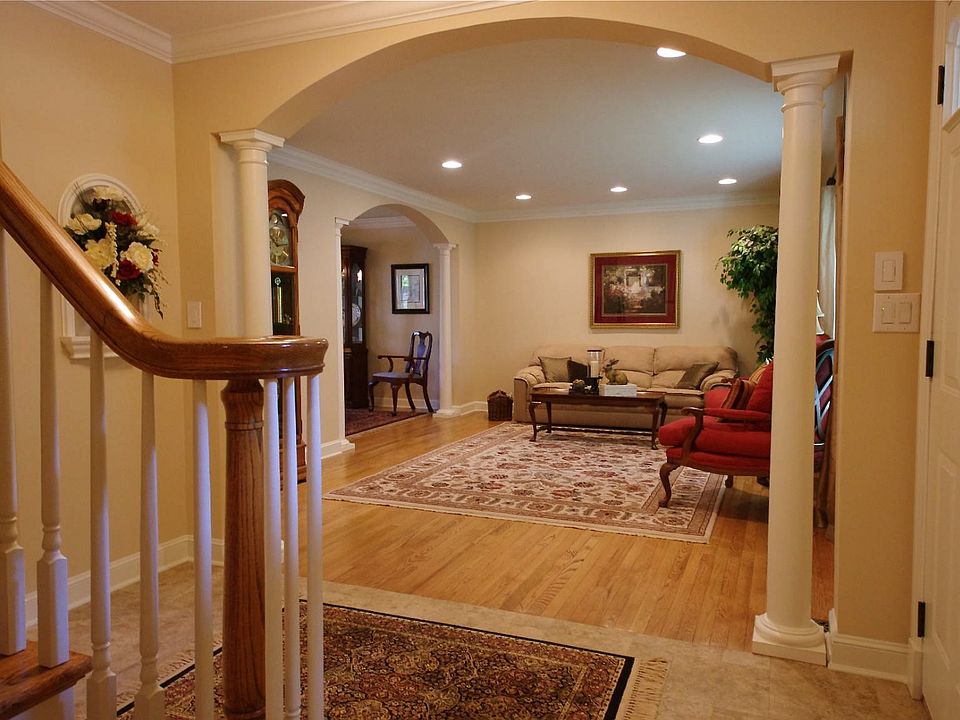 15351 Country Ridge Dr, Chesterfield, MO 63017 Zillow