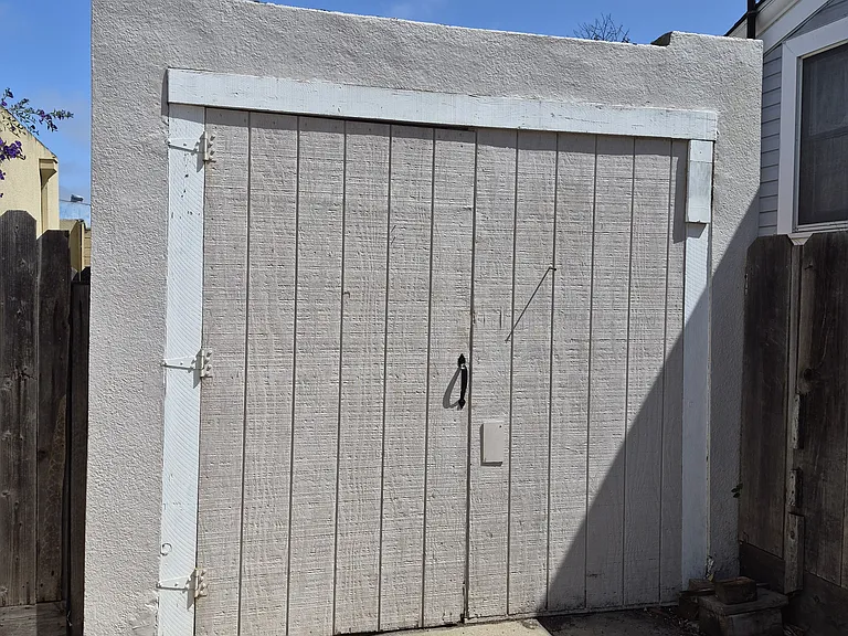 418 Park St — Photo 20