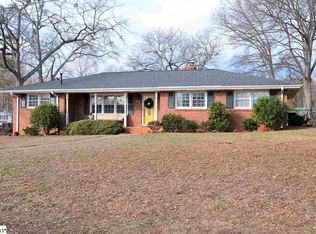 206 Hampshire Dr, Taylors, SC 29687