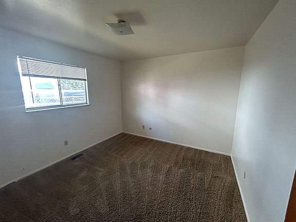 5th image of 11 S 34th St APT 2