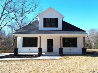 484 Hilltop Rd, Lincolnton, NC 28092