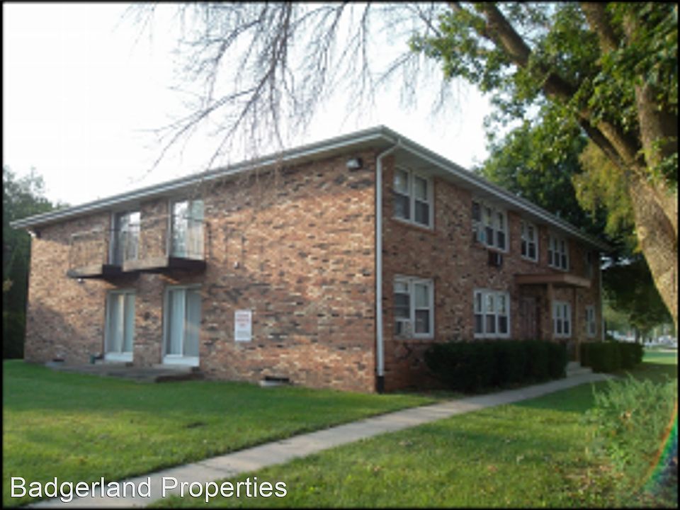 1st image of 1814 N Randall Ave #2