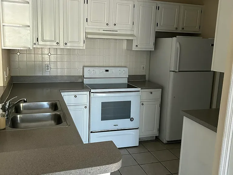 8828 Dunes Ct #12-202 — Photo 10