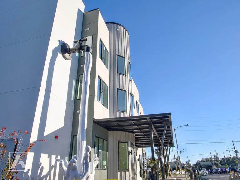 The Milk Stacks: Boutique Luxury Living in Downtown Orlando's Milk District — Photo 5