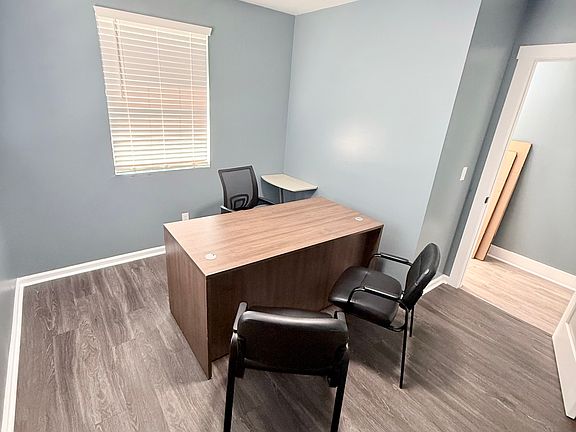 3rd image of 2156 Midland Park Rd #203