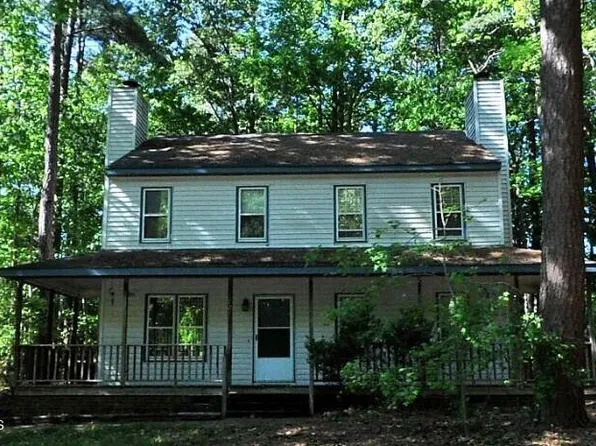 725 Branniff Dr, Cary, NC 27513