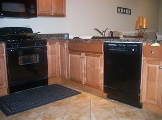 3060 W Cortland St, Chicago, IL 60647