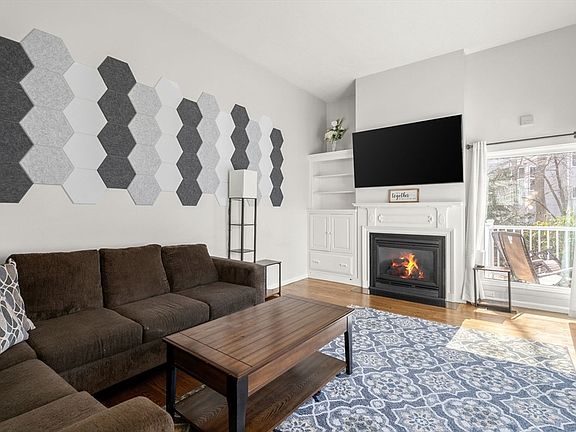 4th image of 255 North Rd Unit 31