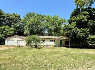 503 N Elm St, Tallula, IL 62688
