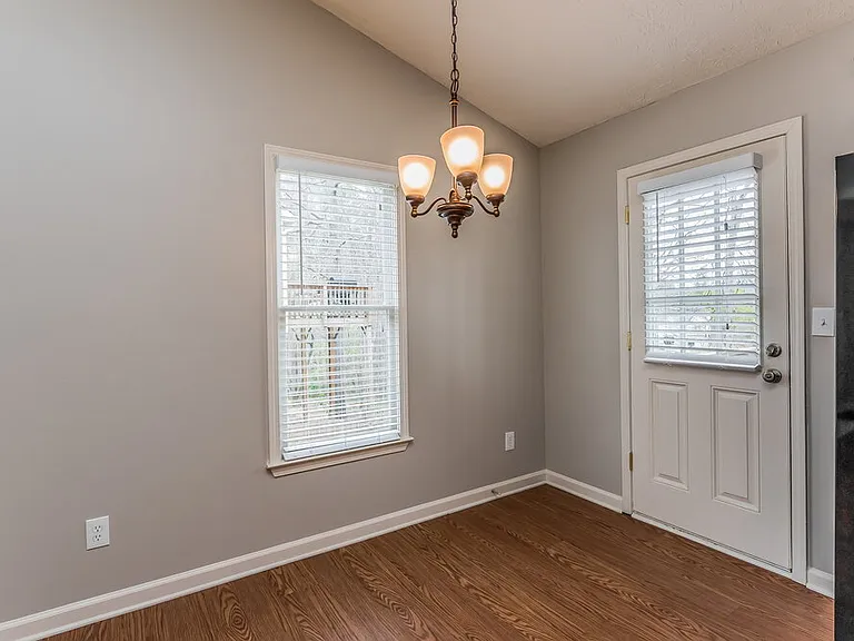 157 Aztec Way — Photo 8