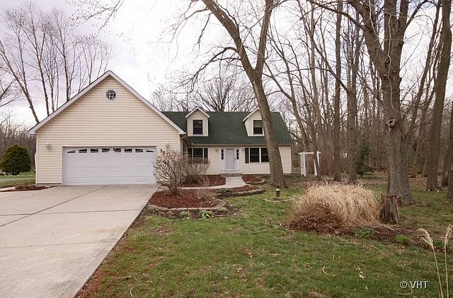1st image of 35700 Linden Ln