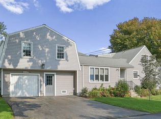 550 Reef Rd, Fairfield, CT 06824