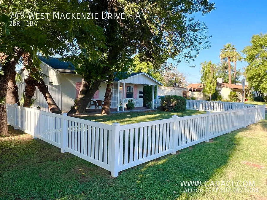 Available Now - Woodlea Melrose Historic District 2 bed 1 bath SFH with detached 2 car garage — Photo 4