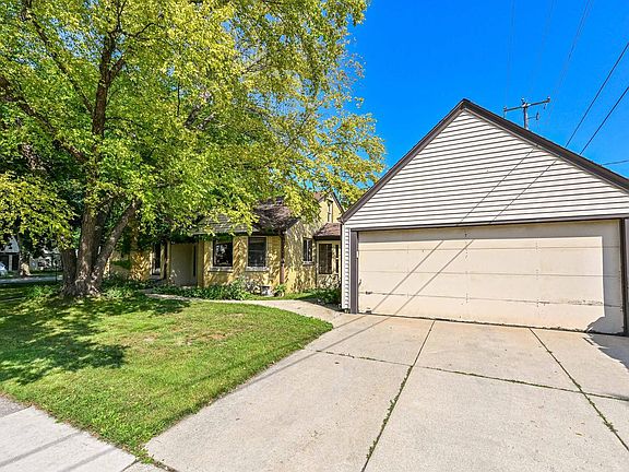 3rd image of 2202 Lefeber AVENUE