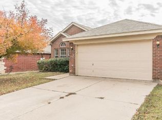 4928 Spur Ridge Ct, Fort Worth, TX 76244