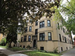 3941 W Belle Plaine Ave APT 2, Chicago, IL 60618