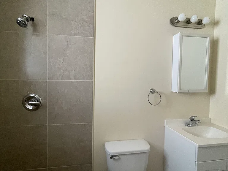 1117 N El Paso St — Photo 8