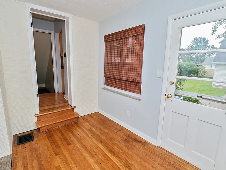 62 Edgevale Rd — Photo 17