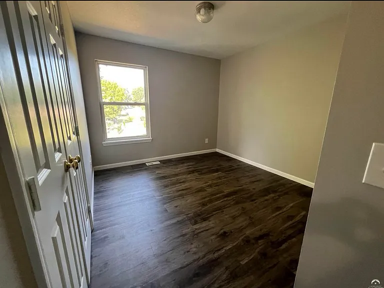 2529 Morningside Dr — Photo 14