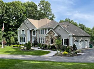 7 Stonebriar Dr, Long Valley, NJ 07853