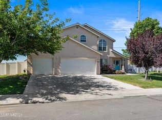 1358 White Bluffs Cir, Fernley, NV 89408