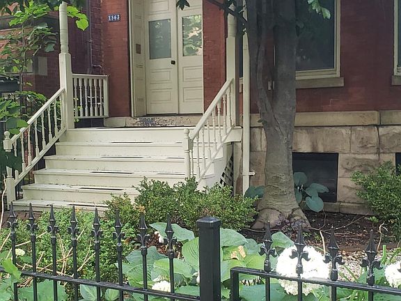 3rd image of 1563 N Hoyne Ave APT 2