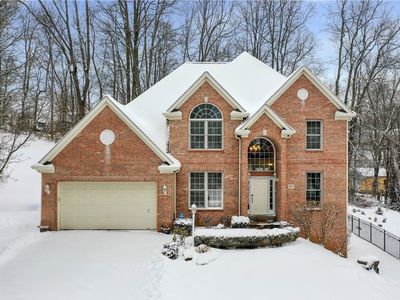517 Avonworth Heights Dr, Pittsburgh, PA, 15237