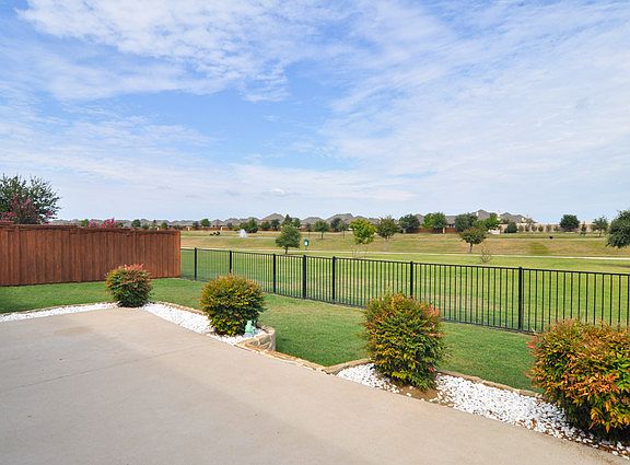 2nd image of 2861 Cascade Cove Dr