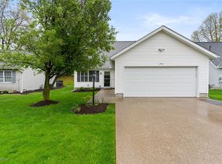 3152 Pondview Dr, Ravenna, OH 44266