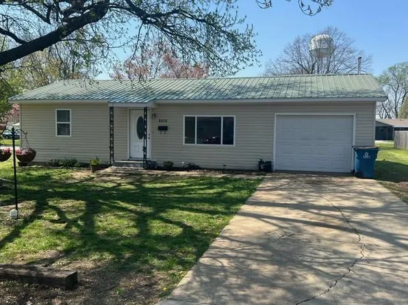 1507 Cherry St, Lamar, MO 64759