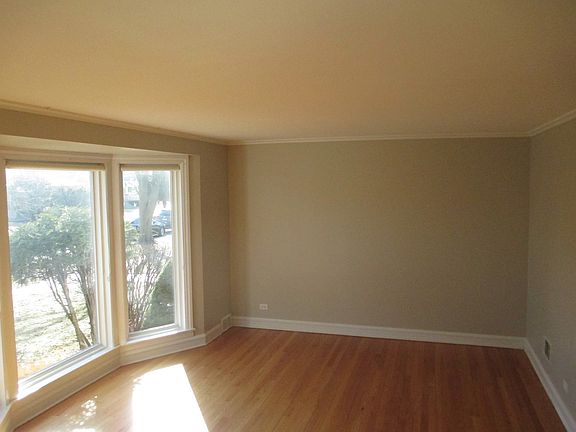 3rd image of 1714 N 74th Ct
