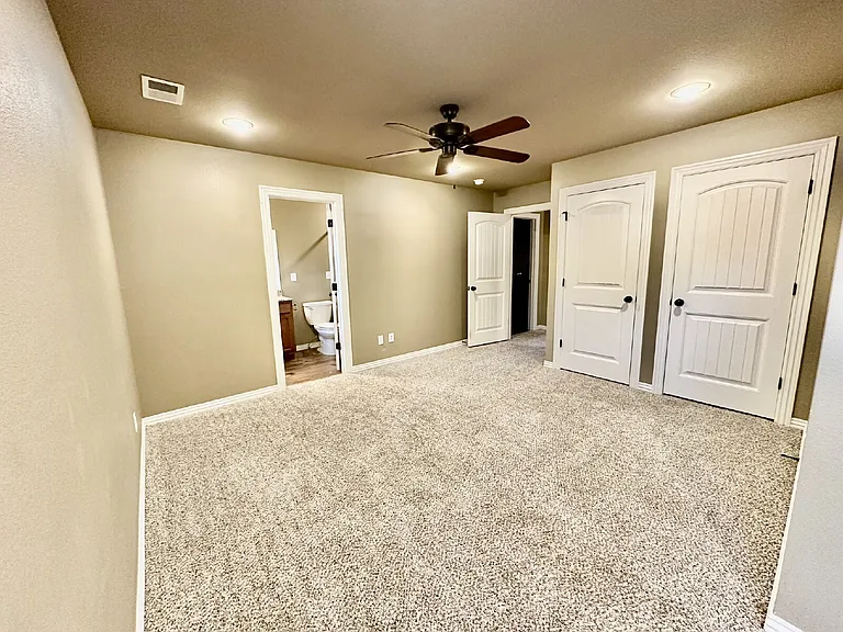 186 Old Farmington Rd — Photo 45