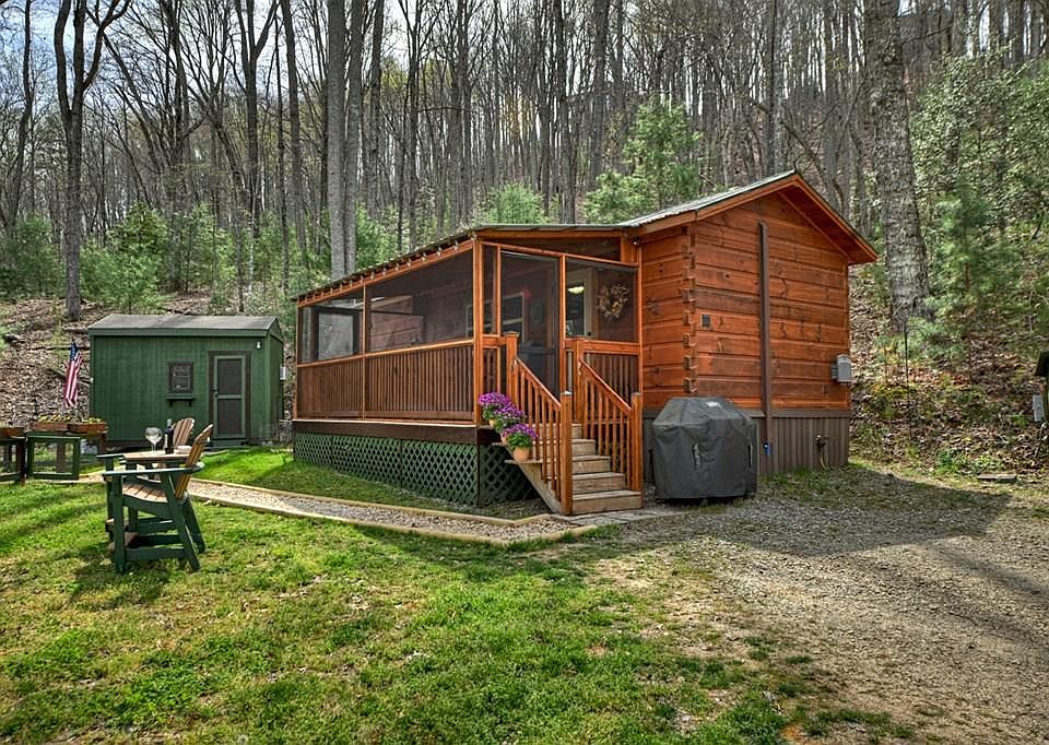 1st image of 57 Meadow Hl