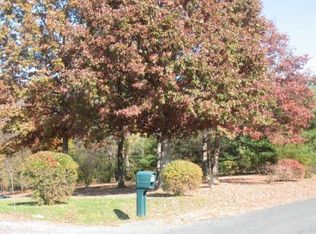 1750 Running Deer Dr, Keswick, VA 22947